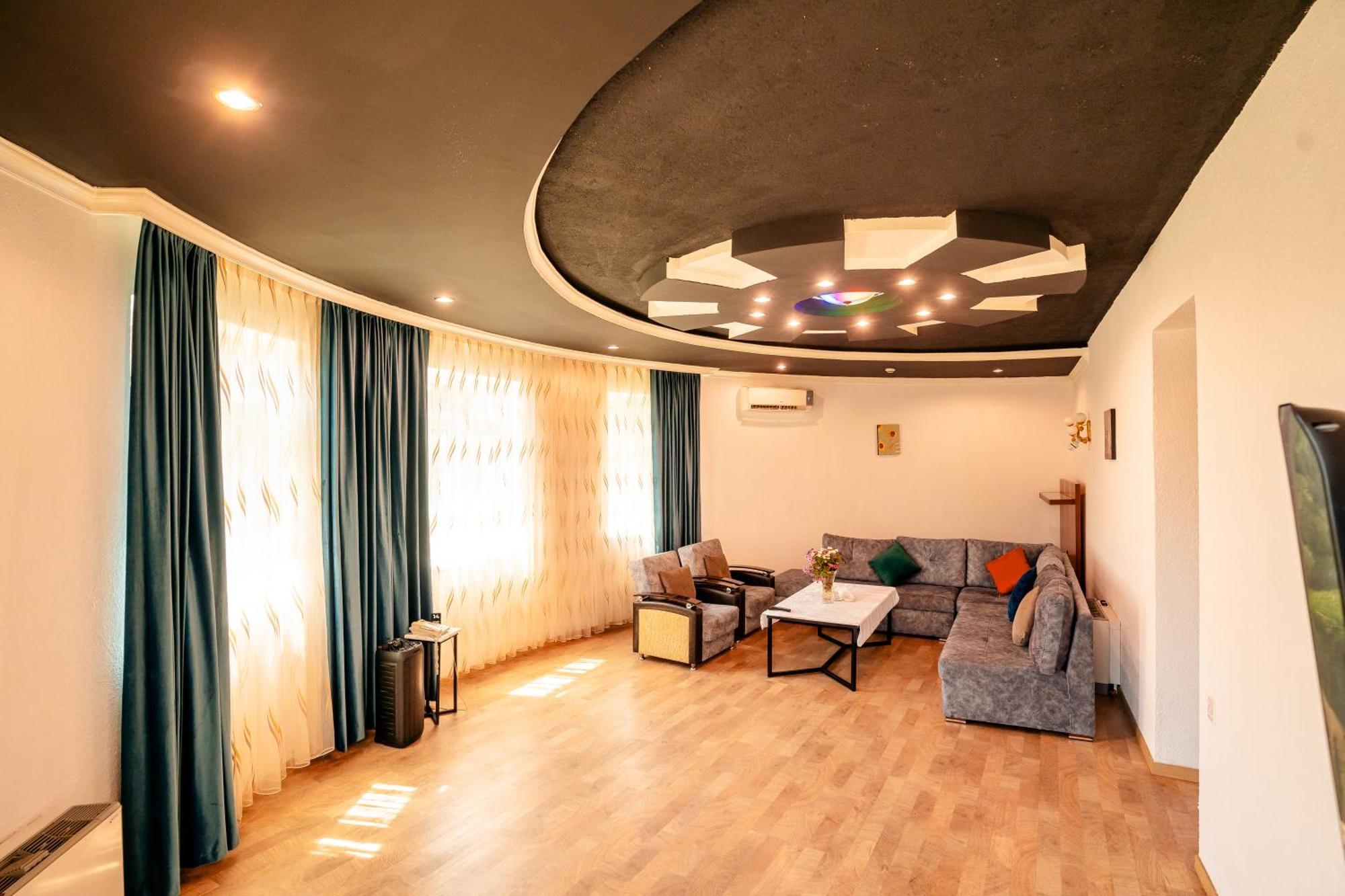 Panorama Villa Lux Hotel Baku Extérieur photo
